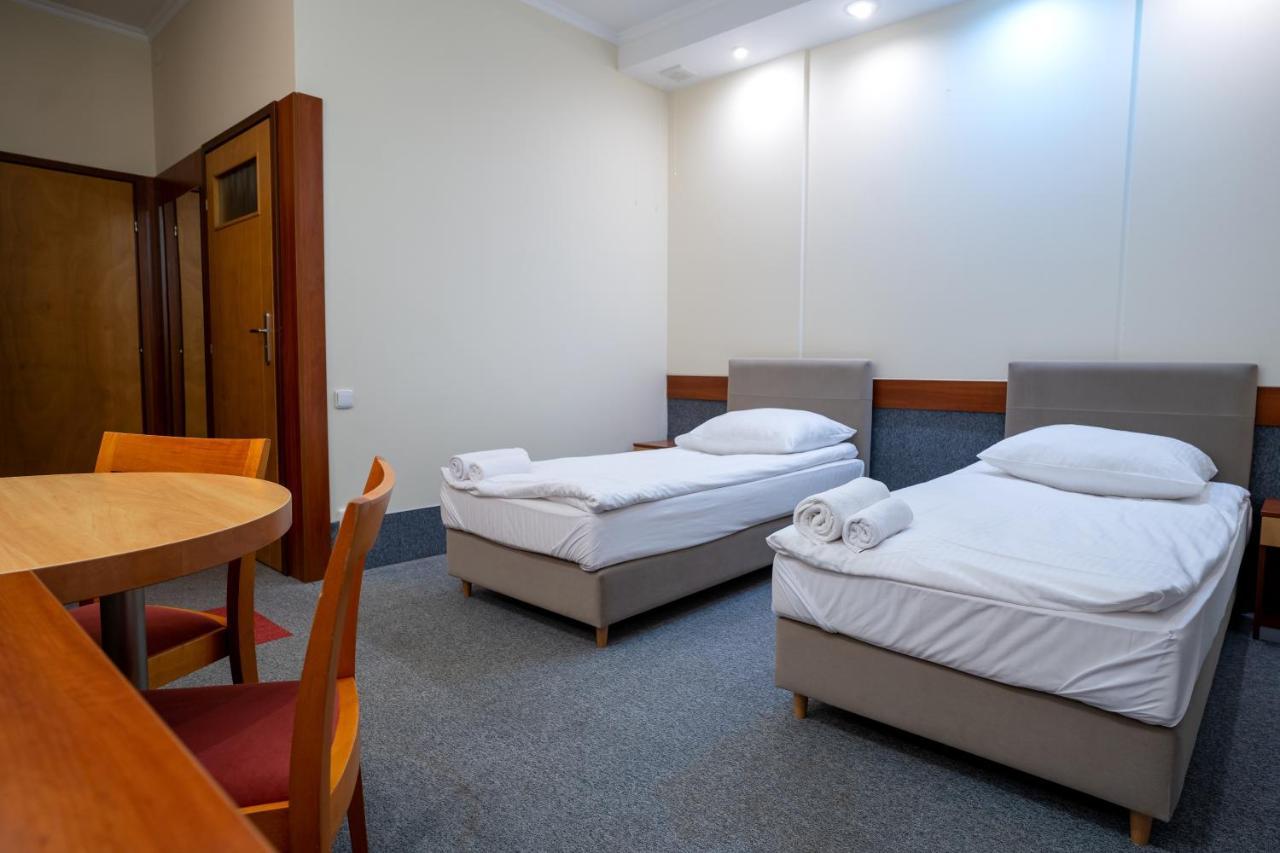 Hotel Lord Gorlice Esterno foto