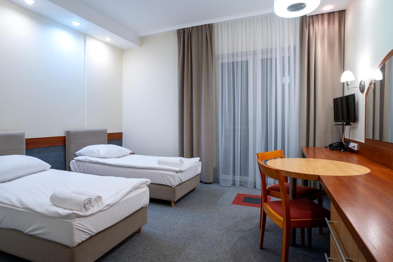 Hotel Lord Gorlice Esterno foto