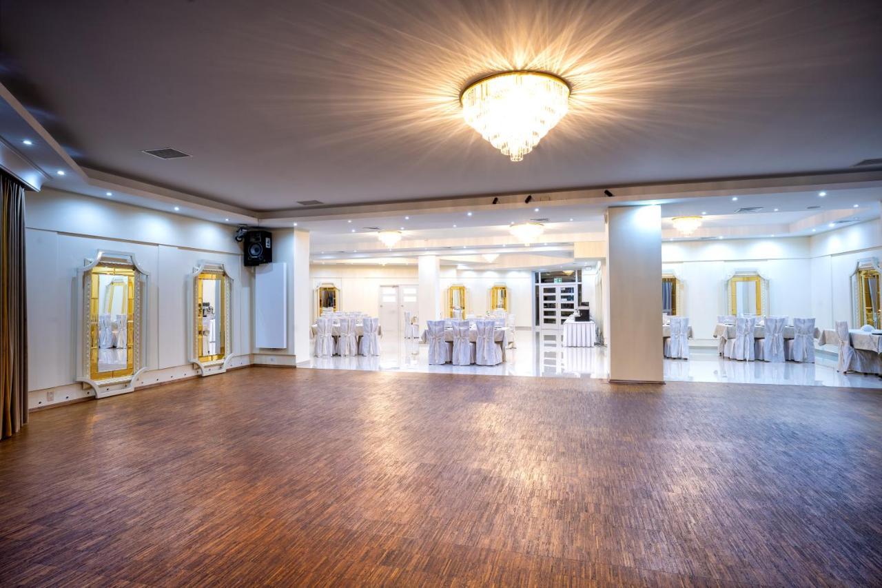 Hotel Lord Gorlice Esterno foto