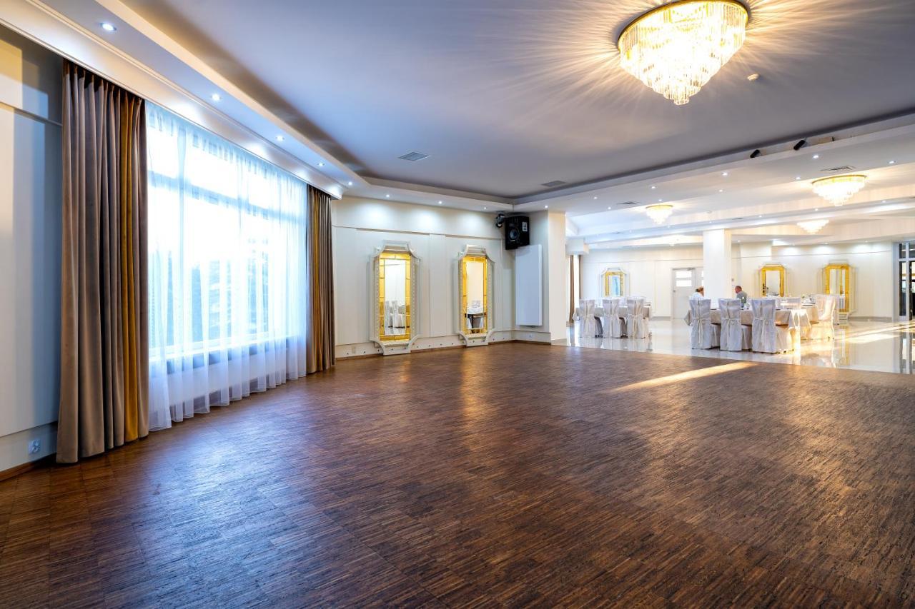 Hotel Lord Gorlice Esterno foto
