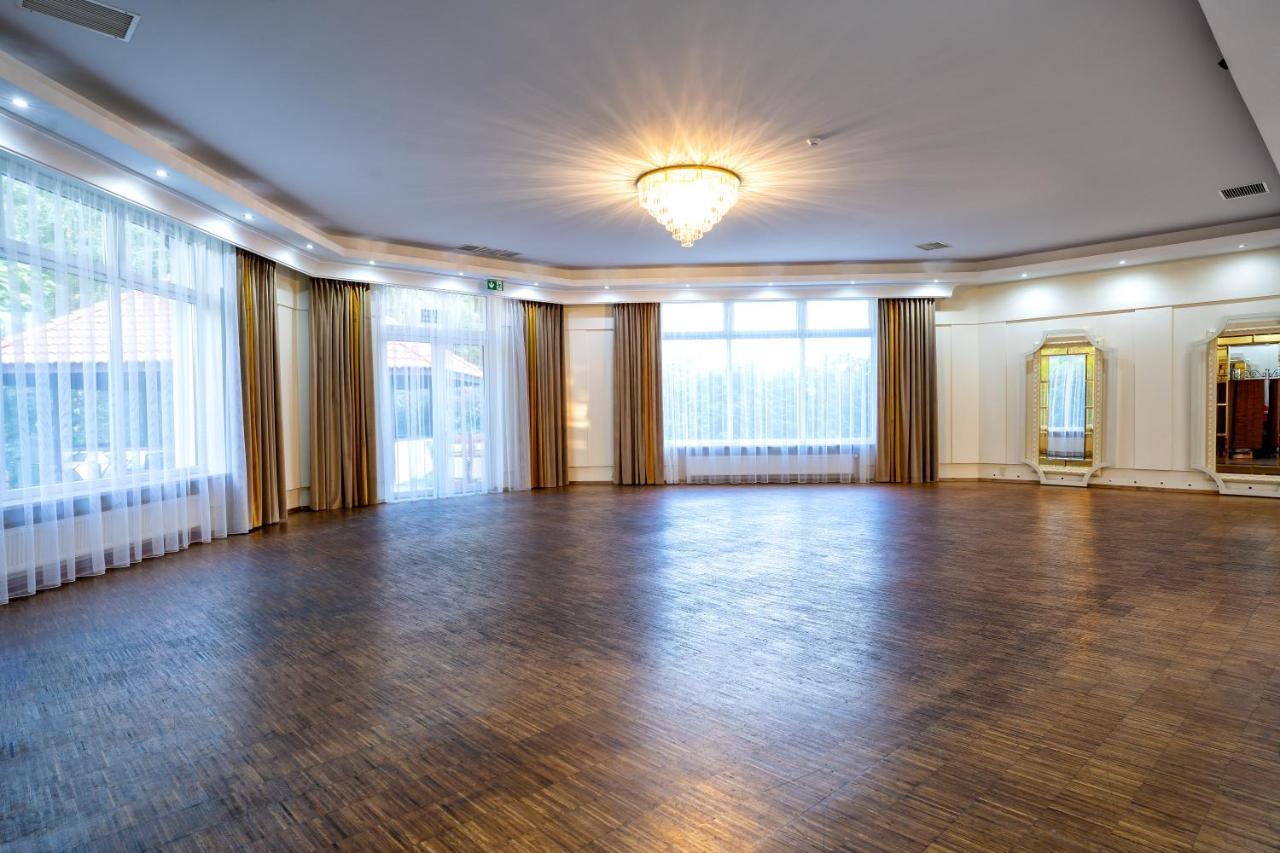 Hotel Lord Gorlice Esterno foto