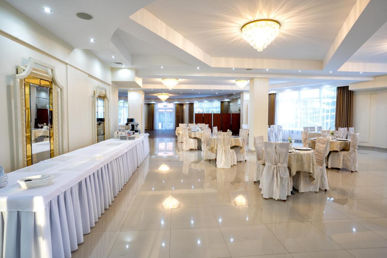 Hotel Lord Gorlice Esterno foto